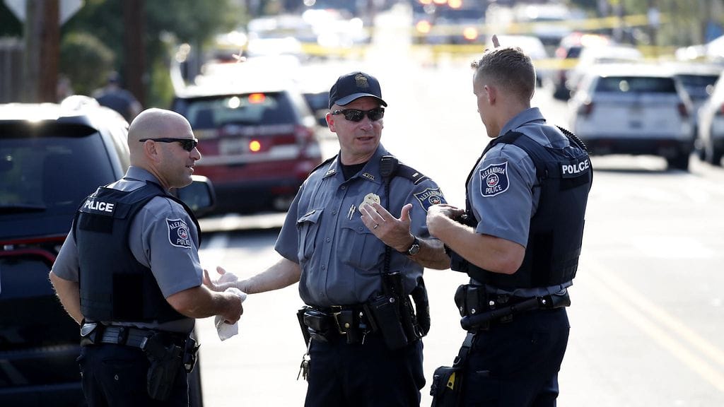 Republikaanipoliitikkoa ja kahta kongressiedustajaa on ammuttu tänään baseball-harjoituksissa Alexandriassa, Virginiassa.
