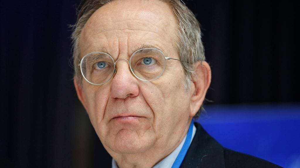 Italian talousministeri Pier Carlo Padoan.