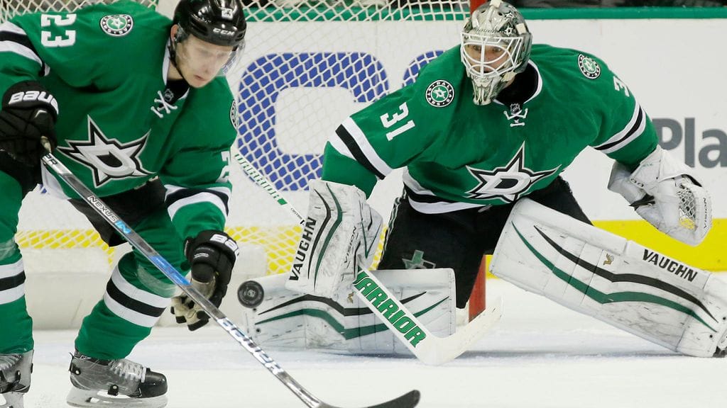 Esa Lindell jatkaa Dallasissa, Antti Niemi ei