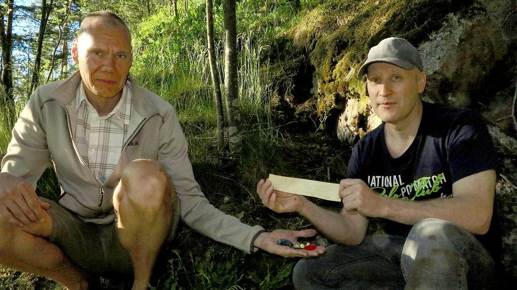 Marko Haajanen (vas.) ja Tomi Ahonen pääsivät vihdoin käsiksi kauan kadonneeseen aarteeseensa.