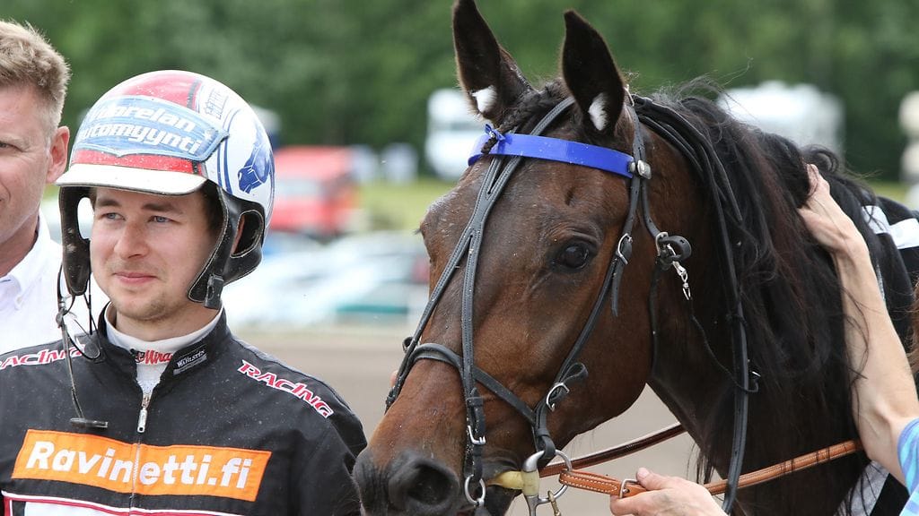 Midnight Hour starttaa suursuosikkina illan Joensuu-ajossa.