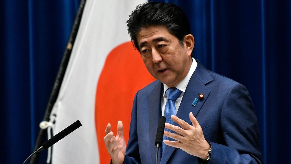 Shinzo Aben suosio on ollut nousussa ja Japanin oppositio hajaannuksessa.