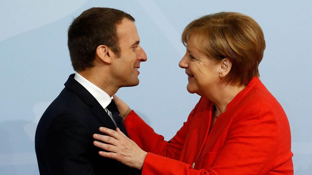 Emmanuel Macron ja Angela Merkel heinäkuussa G20-kokouksessa.