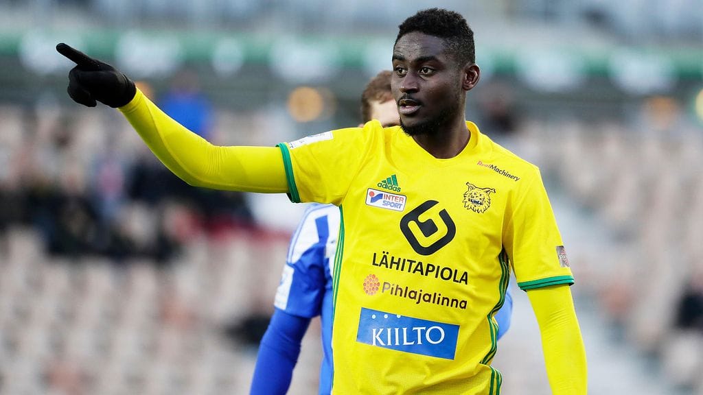 Tuco on löytänyt maalijyvän.