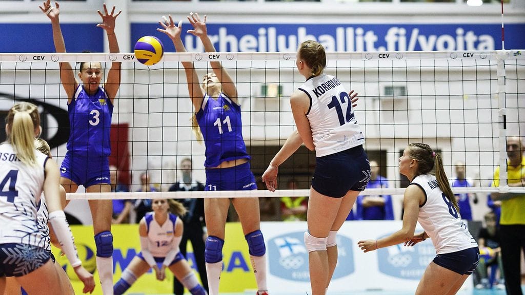 Suomen lentopallonaiset eivät pystyneet nujertamaan Ukrainaa.