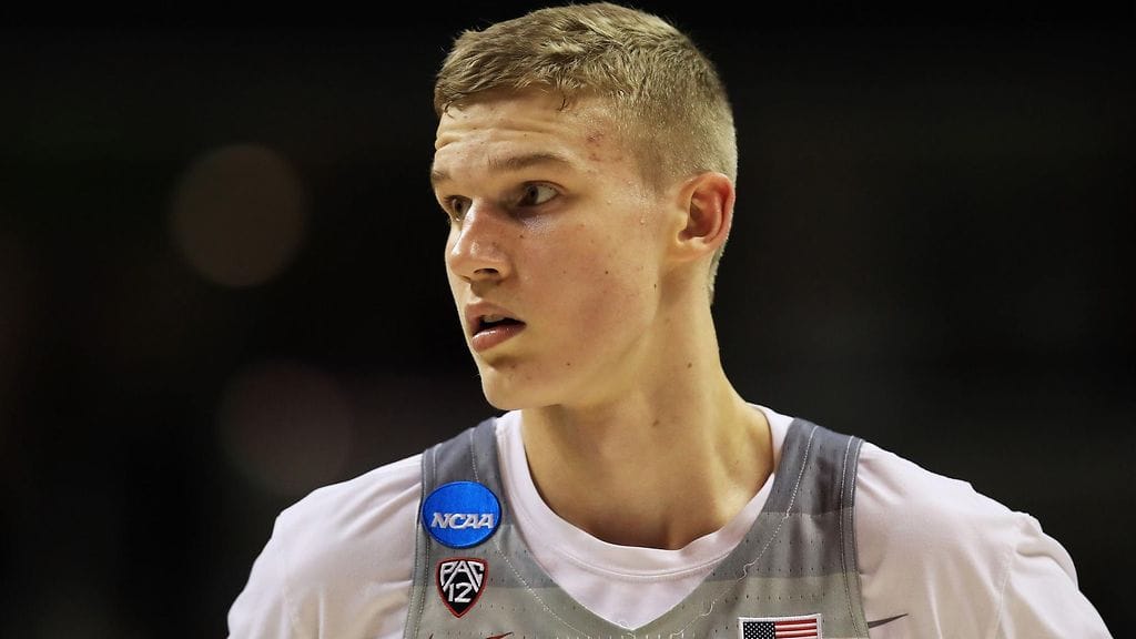 Lauri Markkanen sai pelitilanneheitoistaan vain yhden sisään.