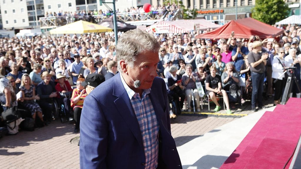 Tasavallan presidentin haastattelutuntia seurasi MTV-lavalla Porin torilla 5 000 henkeä.