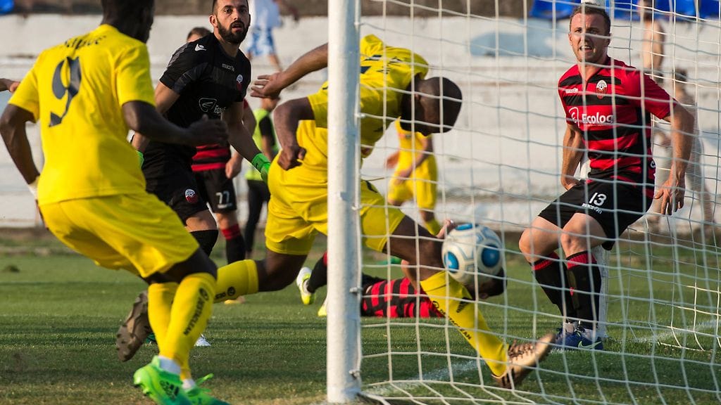 Ousman Jallow sulloi Klubin ainoan vierasosuman.