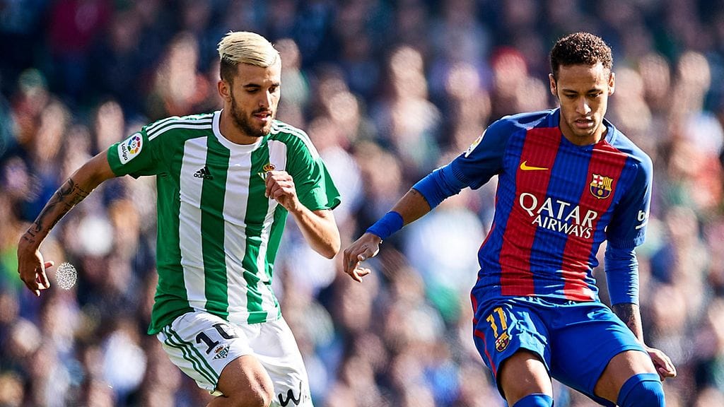 Dani Ceballos (vas.) varjosti Barca-tähti Neymaria tammikuussa.