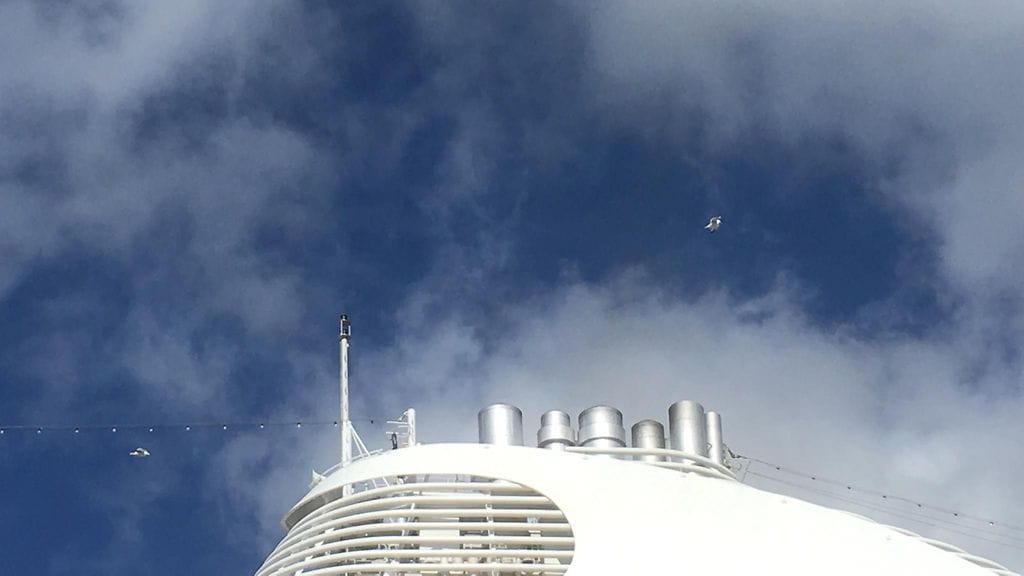 EU-komissio esitti, että päästökauppaa laajennettaisiin koskemaan meriliikennettä sekä rakennuksia ja tieliikennettä tietyiltä osin.