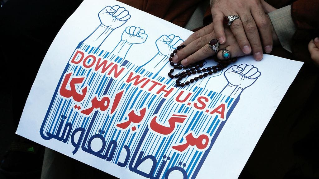 Iranin ohjuskoe herättää närää.