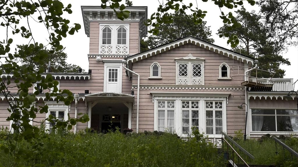 Saimi Hoyerin ylläpitämä Hotelli Punkaharju 6. heinäkuuta 2017. Hotellin on alunperin rakennuttanut tsaari Nikolai I vuonna 1843. Presidenttien Niinistö ja Putin viralliset keskustelut käydään hotellilla.