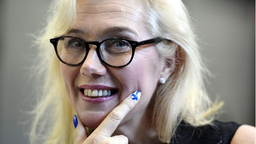 – Nukun paremmin kuin vuosiin, Ringa Ropo kertoo laihduttamisen vaikutuksista.