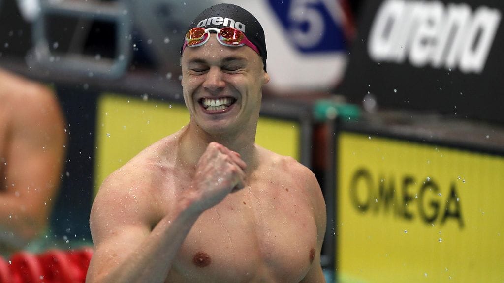 Ari-Pekka Liukkonen SM-uinneissa heinäkuun alussa.