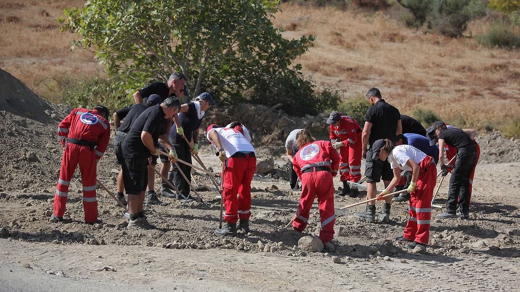 Ben Needhamin jäänteiden etsintä Kosissa lokakuussa 2016