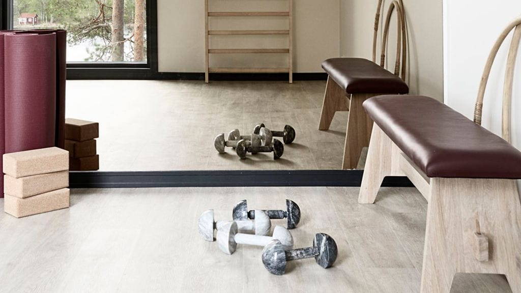 Asuntomessujen kohteesta 6 Harmaja Saimaa löytyy oma kuntosali, jonka sisustus sointuu ympäröivään luontoon.