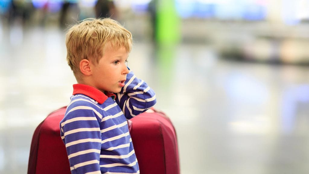 lapsi, lentokenttä, laukku