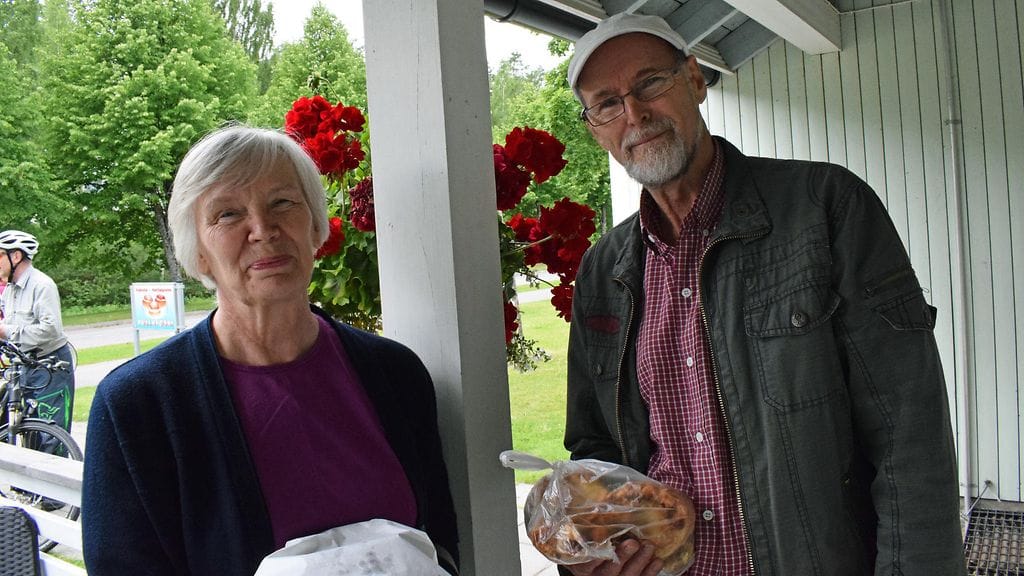 Parviaisen sisarukset päättivät tulla asioille vierailun aattopäivänä ja välttää liikeruuhkat.