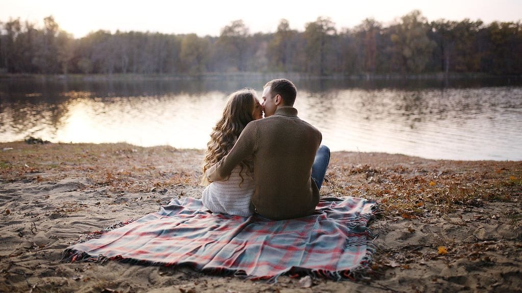 114 päivää maailmalla opettivat pariskunnalle paljon rakkaudesta. Kuvituskuva.
