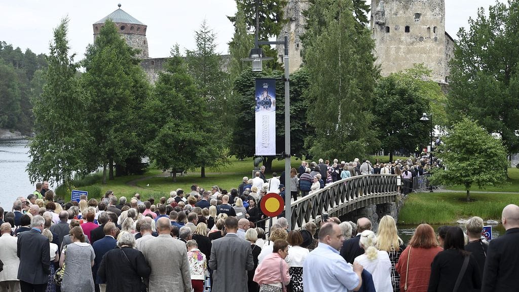 Korhosen mukaan ihmiset ovat toimineet maltillisesti ja heiltä on löytynyt ymmärrystä aikataulujen muutoksiin.
