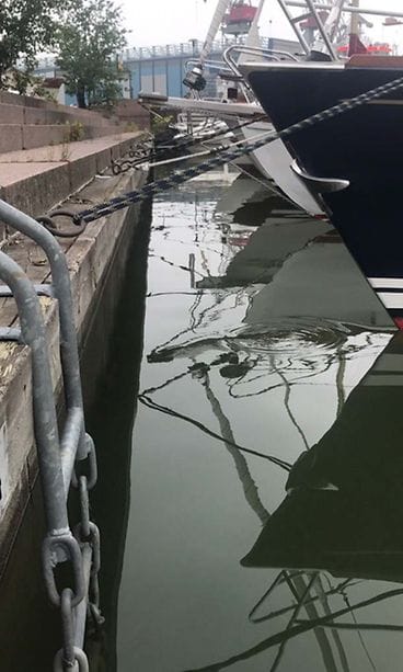 Hietalahden_allas_täynnä_tilkaita2