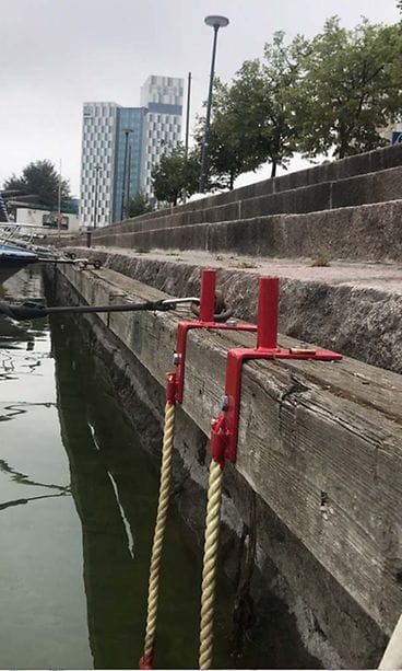 Hietalahden_allas_täynnä_tilkaita3