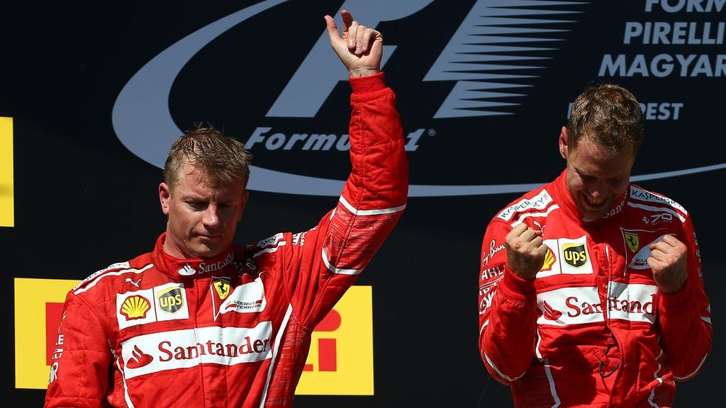 Kimi Räikkönen ja Sebastian Vettel juhlivat kaksoisvoittoa Unkarissa viikonloppuna. Nyt kaksikko testaa samalla radalla.