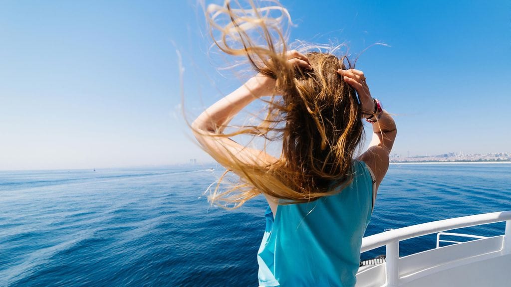 Vakavasta sairaudesta kärsivä nainen toivoo, että ihmiset uskaltaisivat toteuttaa unelmiaan. Kuvituskuva.