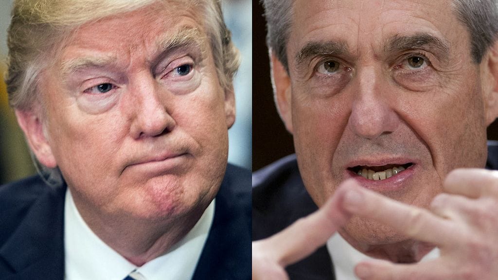 Presidentti Donald Trump (vas.), Robert Mueller (oik.).