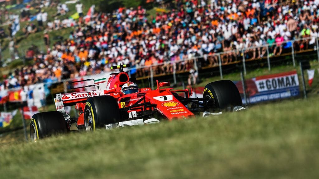 Kimi Räikkönen vauhdissa Unkarissa.