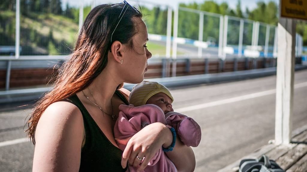 Hollolalainen Emma Leppänen kannustaa hankkimaan lasten kanssa uusia kokemuksia. Kuva: Jannica Grönmark