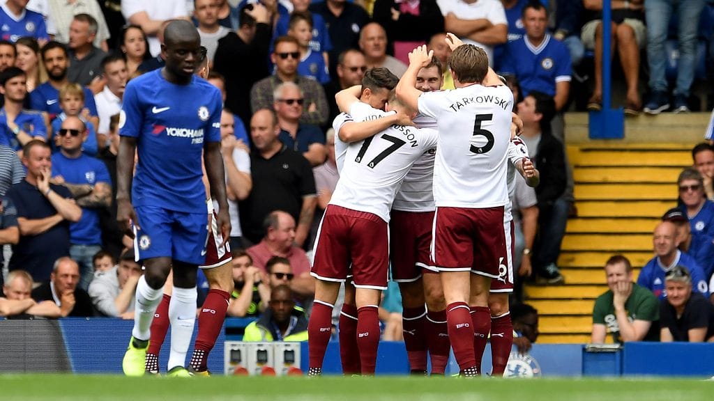 Burnley hyödynsi miesylivoimansa ensimmäisellä puoliajalla.