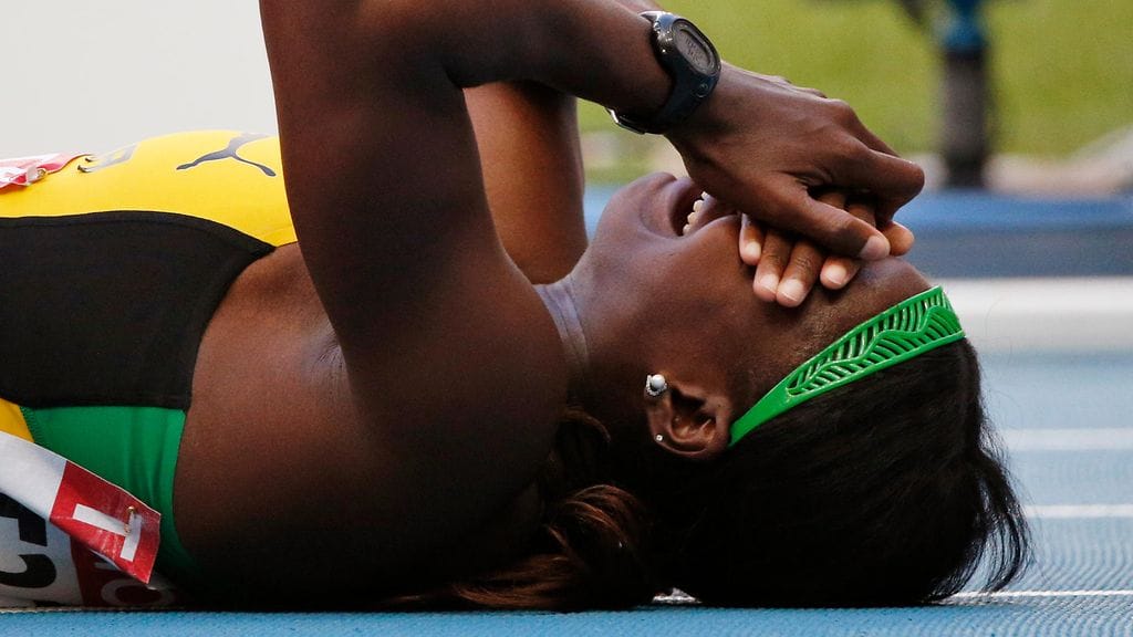 Anneisha McLaughlin-Whilby loukkaantui juoksuradalle myös Moskovan kisoissa 2013.