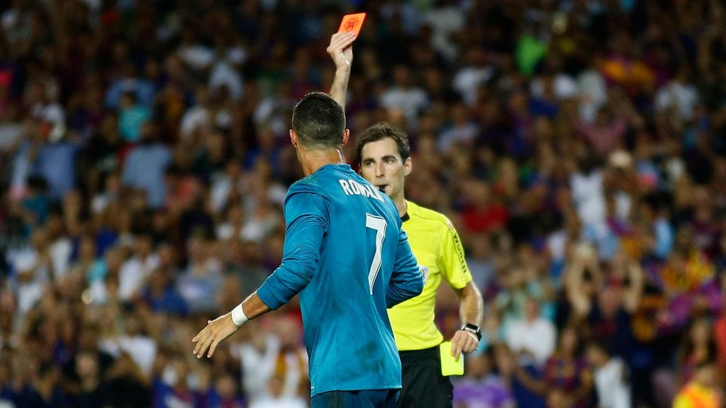 Cristiano Ronaldo näki punaista.