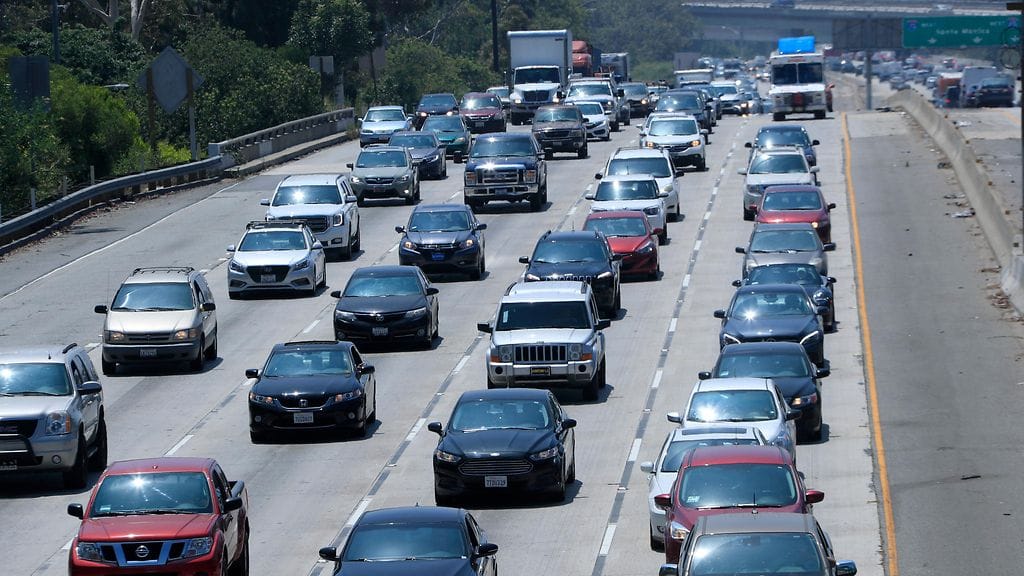 Kuvituskuvaa Los Angelesin ruuhkasta.