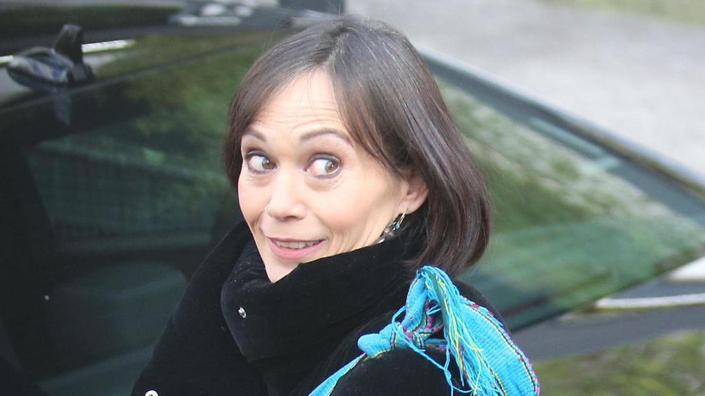 Leah Bracknell ITV-studioilla viime helmikuussa. Hän oli saanut tietää syövästään vain muutama kuukausi aiemmin.