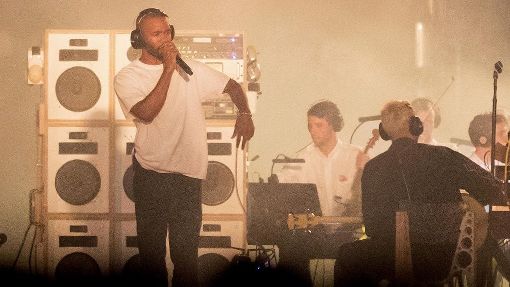 Frank Ocean lavalla Way Out West -festivaaleilla Ruotsin Göteborgissa pari päivää ennen Flow-keikkaa.
