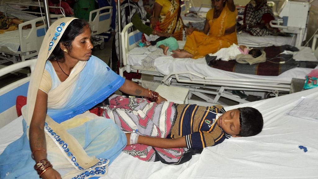 Intian sairaalassa kuollut yli 60 lasta (4)