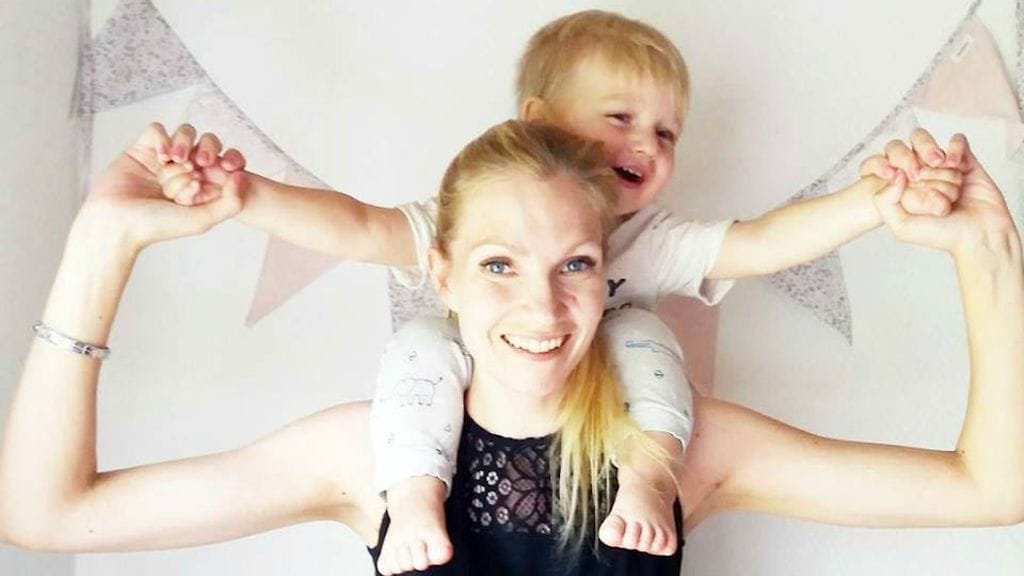 Viiden lapsen äiti Terhi Nyykooli kertoo blogissaan arjestaan kotiäitinä.