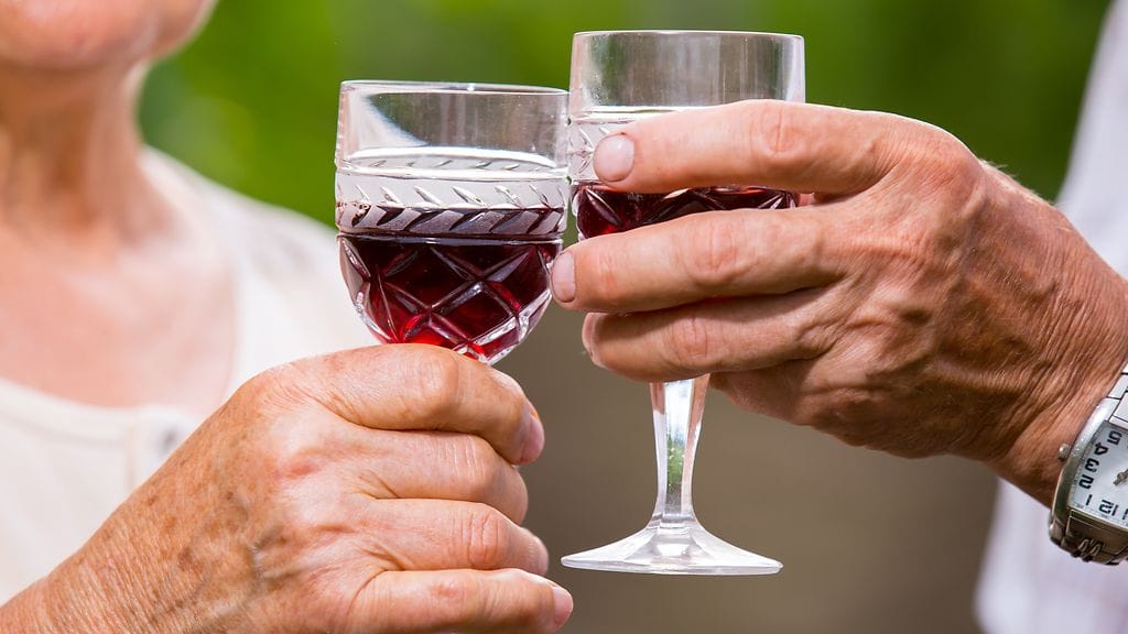 Lasi punaviiniä päivässä voi olla suositeltavaa.