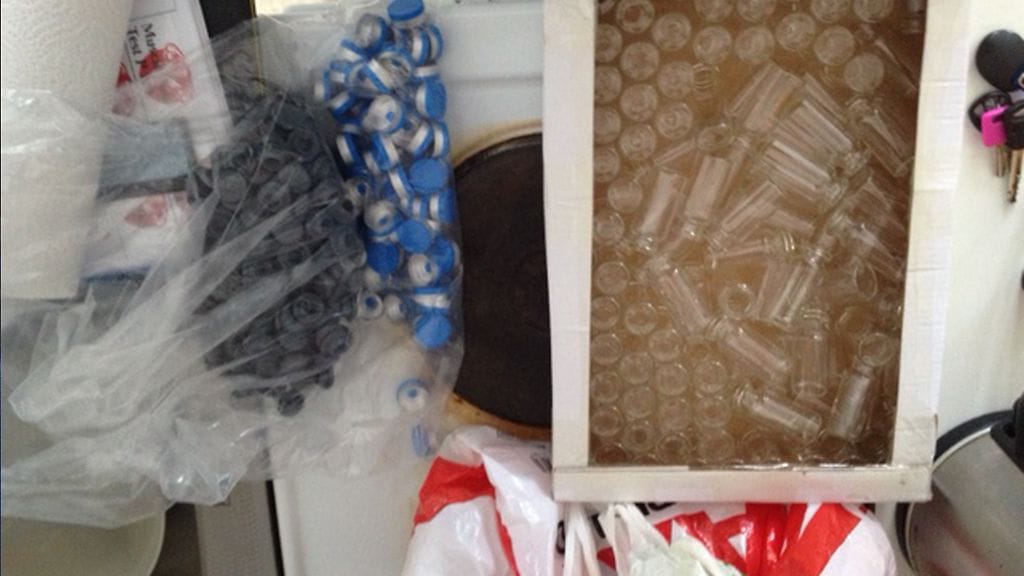 Tullin takavarikoimaan välineistöä.