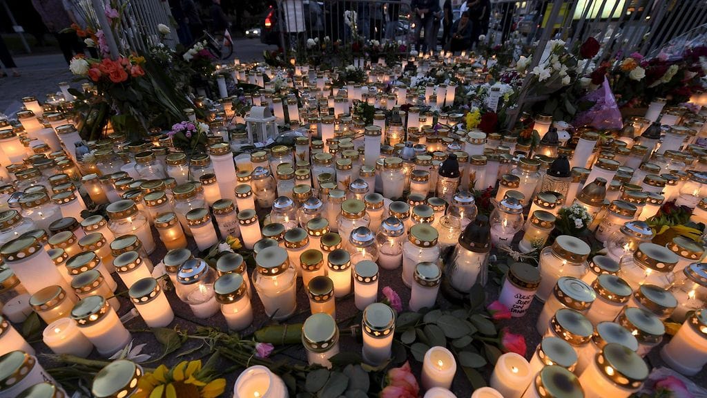 Hiljainen hetki pidetään kello 10.