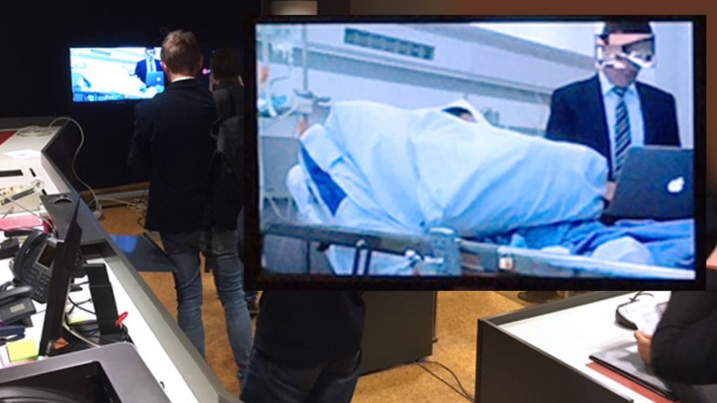 Turun puukotuksen pääepäilty piiloutui peiton taakse osallistuessaan vangitsemisoikeudenkäyntiin videoyhteyden välityksellä.