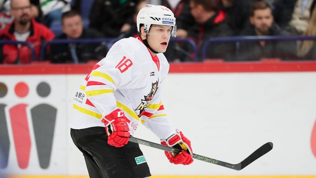 Tuukka Mäntylä siirtyi Ruotsiin kiinalaisesta KHL-seurasta Red Star Kunlunista.