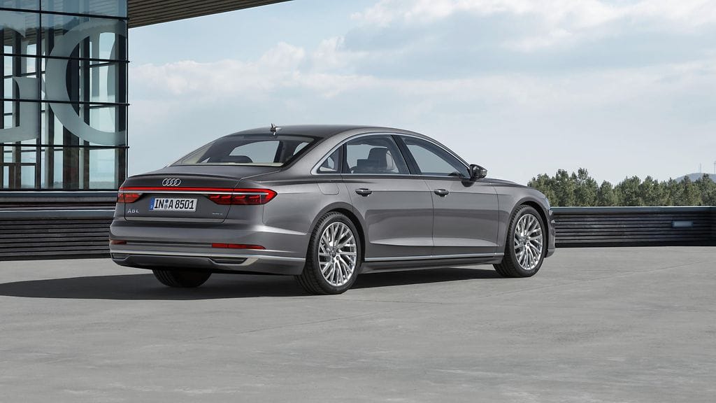 Audin ensimmäiset uudet A8-mallit toimitetaan asiakkaille syksyn aikana.
