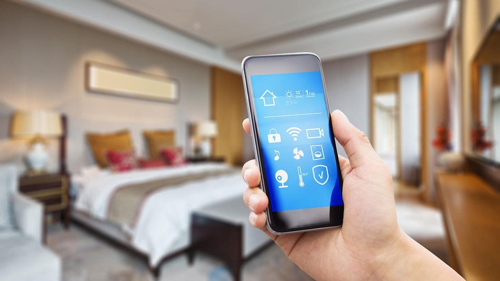 Älykodin laitteet ovat yhteydessä internetiin.