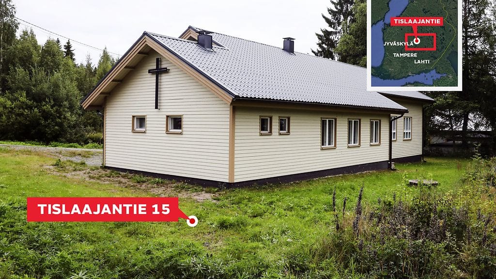 Lapsi hävisi Laukaan Tislaajantiellä sijaitsevan babtistiseurakunnan rakennuksen pihasta elokuun lopussa. Taapero löydettiin pian läheisestä metsiköstä.