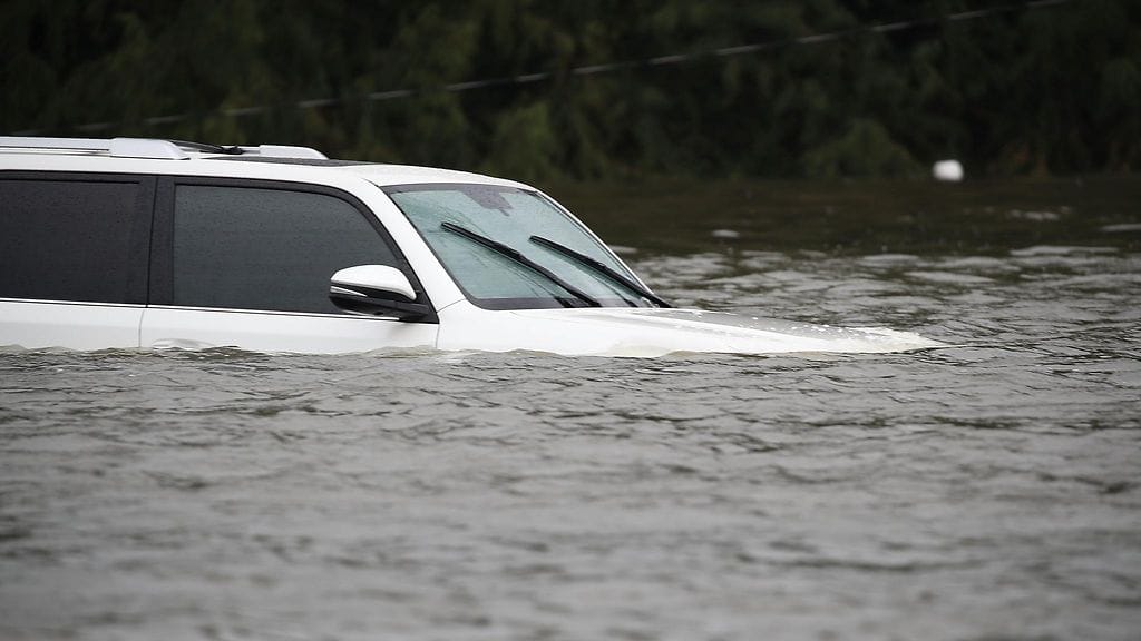Kuvituskuvaa Harveyn aiheuttamista tuhoista.