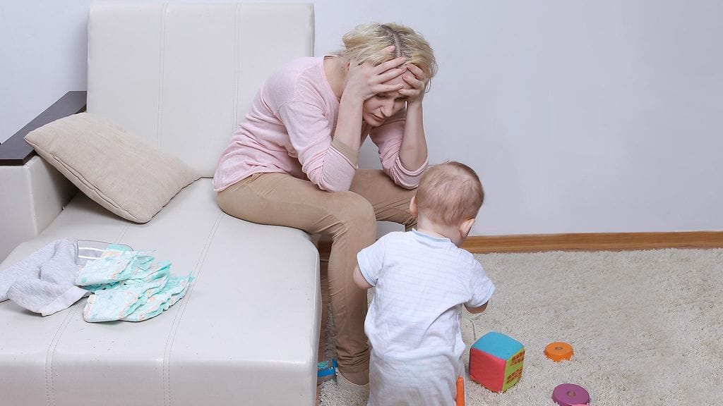 Kotiäitiys on rankempaa kuin moni lapseton kuvittelee. Kuvituskuva.