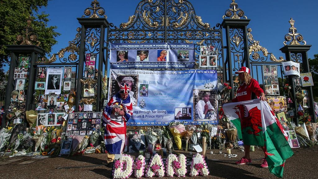 Dianan kuoleman 20-vuotispäivää 3